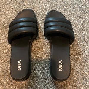 mia slide sandals